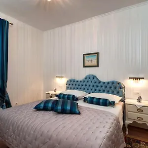  Apartment Tonis