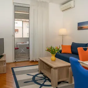  Apartment Bella